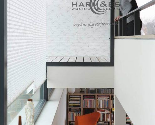 Harm & Es woningstoffering Heerhugowaard - Woningstoffering, Heerhugowaard, Vloeren, Karpetten vloeren, Laminaat vloeren, Marmoleum vloeren, Ondervloer vloeren, PVC vloeren, Tapijt vloeren, Vinyl vloeren, Raambekleding, Duette’s, Duo-rolgordijnen, Houten jaloezieën, Jaloezieën, Lamellen, Paneelgordijn, Plissé, Rolgordijnen, Vouwgordijnen, Vitrage’s, Inbetweens, Gordijnen, Vouwgordijnen, Trapbekleding, Insectenwering, Hordeuren, Inklemhorren, Raamhorren, Trapbekleding, Trap PVC, Open trap, Dichte trap,