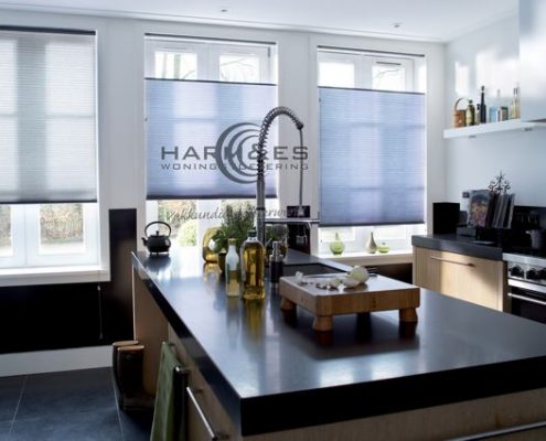 Harm & Es woningstoffering Heerhugowaard - Woningstoffering, Heerhugowaard, Vloeren, Karpetten vloeren, Laminaat vloeren, Marmoleum vloeren, Ondervloer vloeren, PVC vloeren, Tapijt vloeren, Vinyl vloeren, Raambekleding, Duette’s, Duo-rolgordijnen, Houten jaloezieën, Jaloezieën, Lamellen, Paneelgordijn, Plissé, Rolgordijnen, Vouwgordijnen, Vitrage’s, Inbetweens, Gordijnen, Vouwgordijnen, Trapbekleding, Insectenwering, Hordeuren, Inklemhorren, Raamhorren, Trapbekleding, Trap PVC, Open trap, Dichte trap,