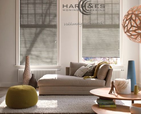 Harm & Es woningstoffering Heerhugowaard - Woningstoffering, Heerhugowaard, Vloeren, Karpetten vloeren, Laminaat vloeren, Marmoleum vloeren, Ondervloer vloeren, PVC vloeren, Tapijt vloeren, Vinyl vloeren, Raambekleding, Duette’s, Duo-rolgordijnen, Houten jaloezieën, Jaloezieën, Lamellen, Paneelgordijn, Plissé, Rolgordijnen, Vouwgordijnen, Vitrage’s, Inbetweens, Gordijnen, Vouwgordijnen, Trapbekleding, Insectenwering, Hordeuren, Inklemhorren, Raamhorren, Trapbekleding, Trap PVC, Open trap, Dichte trap,