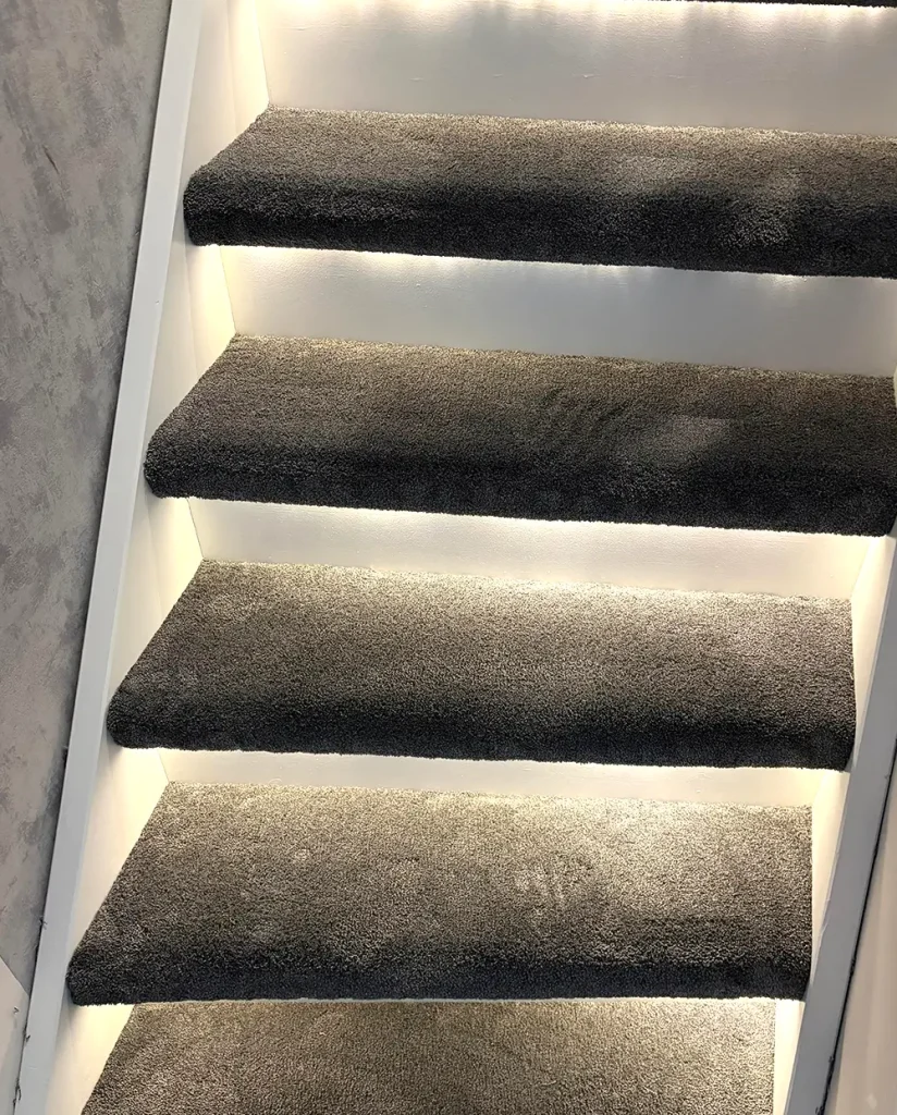 Harm & Es Woningstoffering Heerhugowaard | Vloeren, Gordijnen & Raambekleding