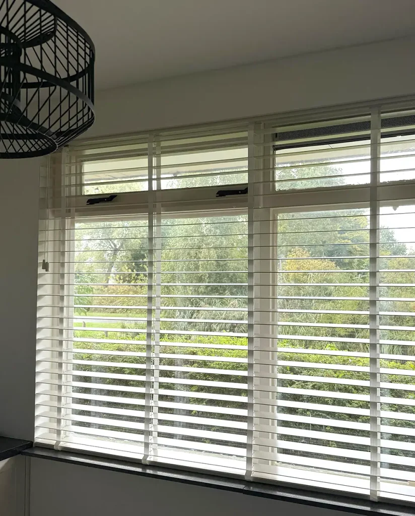 Harm & Es Woningstoffering Heerhugowaard | Vloeren, Gordijnen & Raambekleding