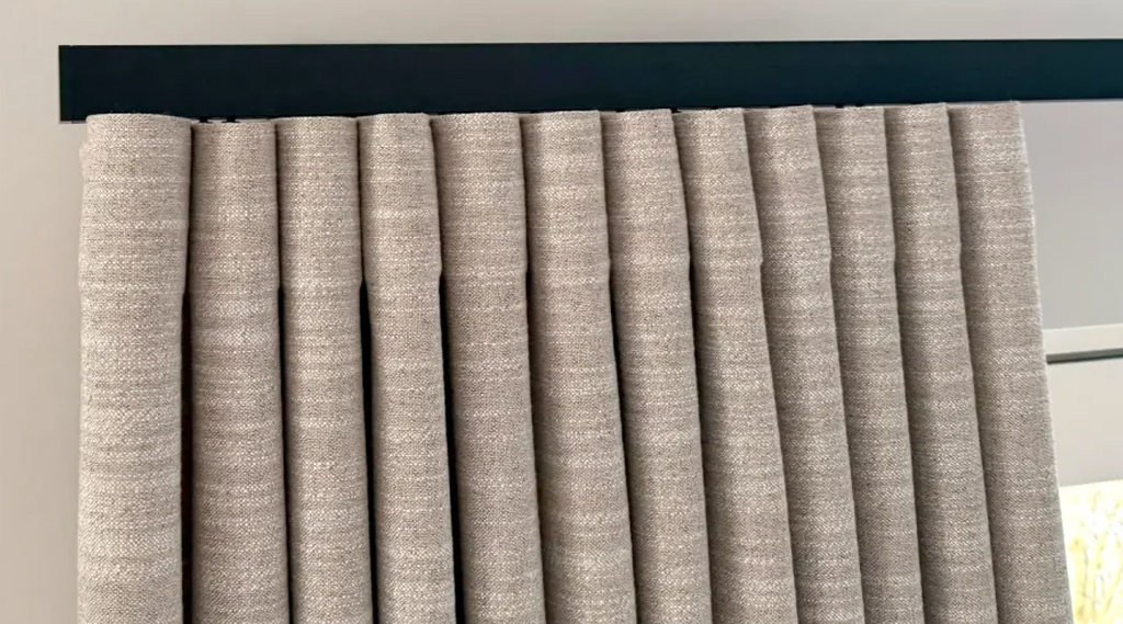 Harm & Es Woningstoffering Heerhugowaard | Vloeren, Gordijnen & Raambekleding