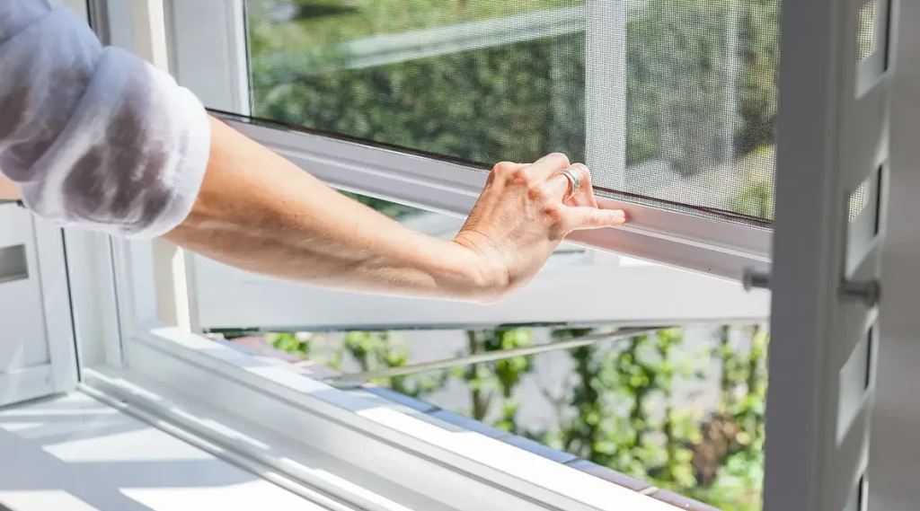 Harm & Es Woningstoffering Heerhugowaard | Vloeren, Gordijnen & Raambekleding